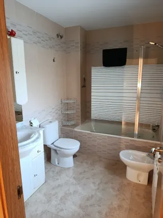 Casa adosada completamente amueblada