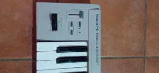 Teclado Roland PC-200