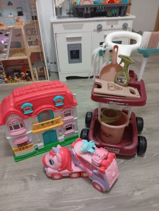 Lote Juguetes Casa Muñecas Carrito Limpieza Pony