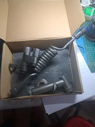 Bidé de mano con rociador y 2 válvulas