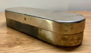 Caja antigua jeringuillas