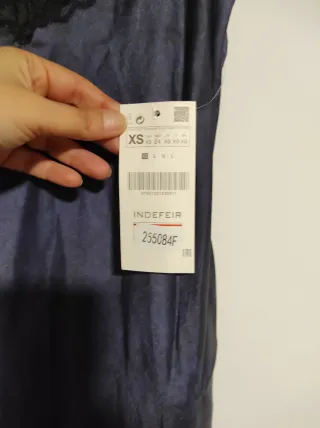 Vestido lencero Indefeir azul con encaje