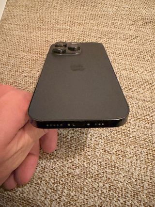 iPhone 14 Pro + funda