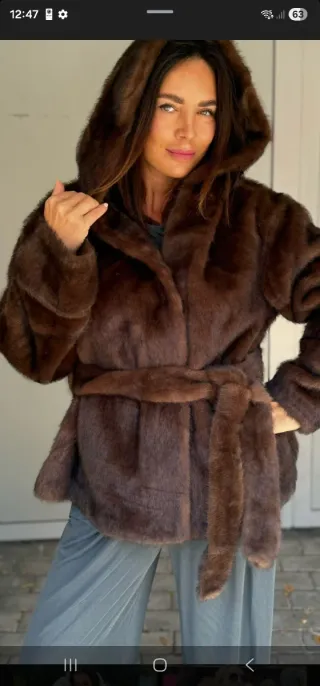 Chaquetón efecto pelo marrón