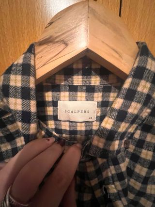 Camisa Scalpers cuadros beige y negro