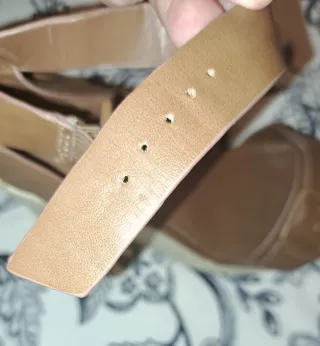 Sandalias cuña mujer marrón