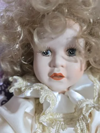Bambola paggetto ceramica vintage