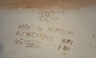 Antigua bandeja de cerámica portuguesa