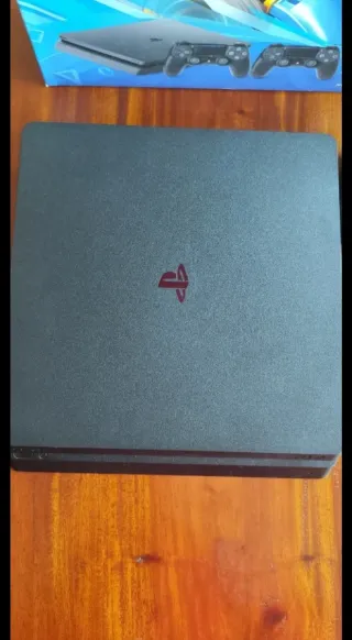 PS4 1TB Crash Team Racing Nitro-Fueled