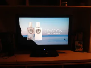 Televisión Hisense Negra y TDT