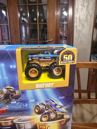 Hot Wheels Bigfoot Monster Truck