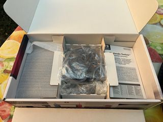 Lote Nintendo Switch + Accesorios