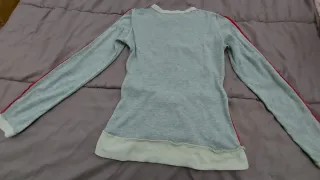 Camiseta Calhau gris y roja