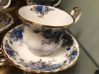 Royal Albert Tazza e Sottotazza Blu Rose
