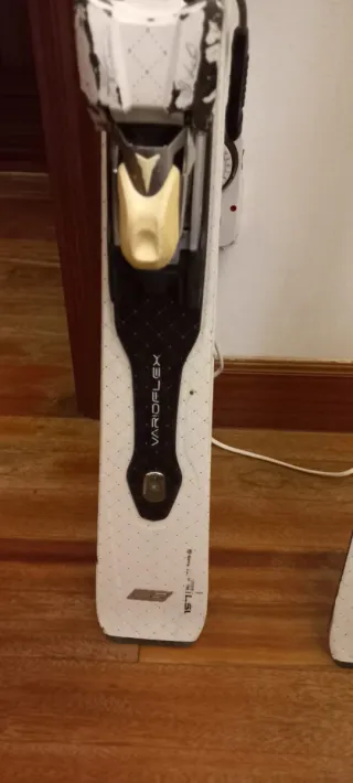 Esquís Atomic Mujer