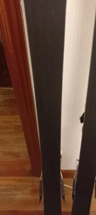 Esquís Atomic Mujer