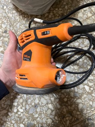Lijadora TACKLIFE Eléctrica Rotatoria