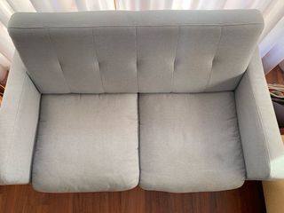 Sofá nórdico tejido gris claro 2 plazas LUNA