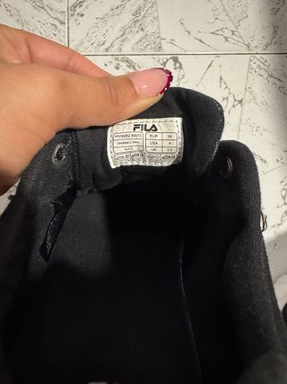 Zapatillas Fila Negras