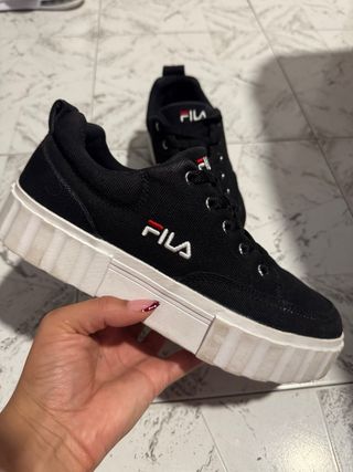 Zapatillas Fila Negras