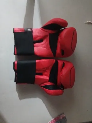 Guantes de boxeo rojos 8 oz