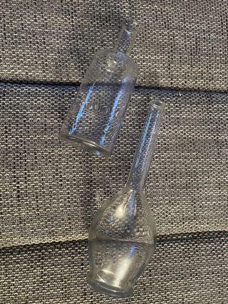 Set 2 bottiglie in vetro eleganti