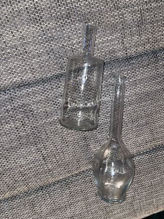 Set 2 bottiglie in vetro eleganti