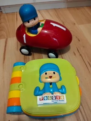 Pack Juguetes Pocoyó Coche y Libro