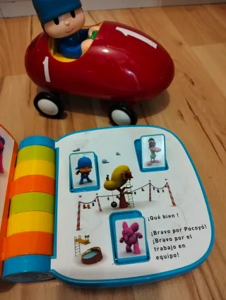 Pack Juguetes Pocoyó Coche y Libro