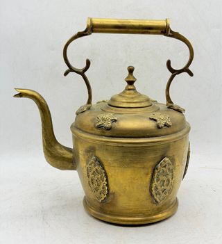 Tetera Antigua Grande de Bronce