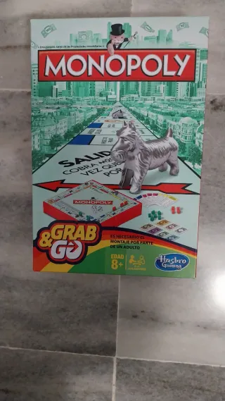Monopoly Grab & Go