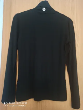 Camiseta cuello alto manga larga