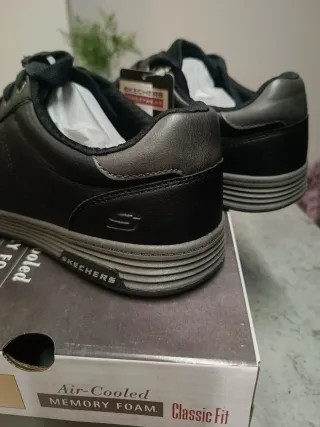 Zapatillas Skechers Streetwear Negras Talla 42