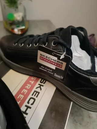 Zapatillas Skechers Streetwear Negras Talla 42