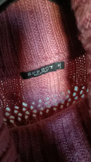 Maglione rosa collo alto manica corta