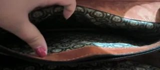 Maletín de piel marrón