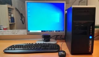 Ordenador COMPLETO Torre, Pantalla, teclado, raton