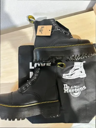 Botas Dr. Martens Sinclair Negras