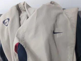 CamisetaFCB  +Nike Total 90 más chaqu