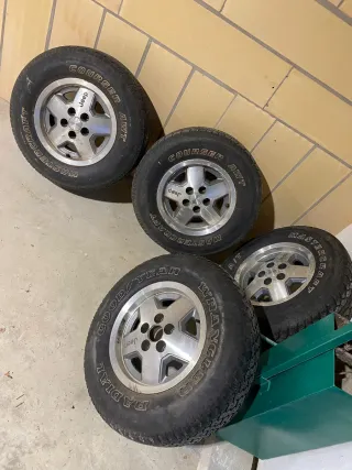 Llantas Jeep Wrangler Cherokee Mastercraft