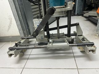 Fresadora Virutex FC16L para cerraduras