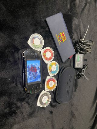 PSP Nera + 5 Giochi