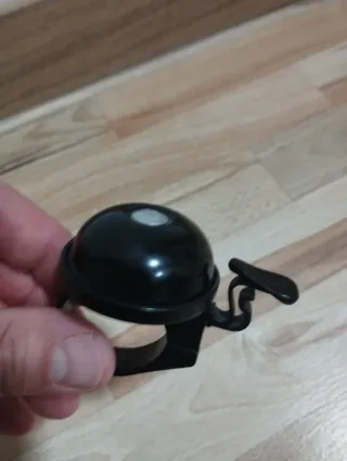 Timbre de bicicleta negro