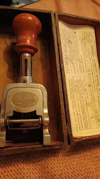 Datario Numeratore Rosso Metallo