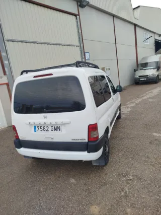 Peugeot Partner 2009