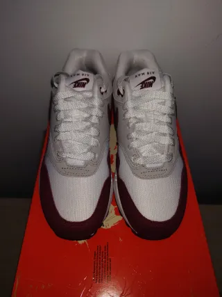 Nike Air Max 1 '87 Stranger Things