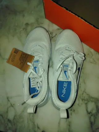 Scarpe Nike MC Trainer Bianche e Blu