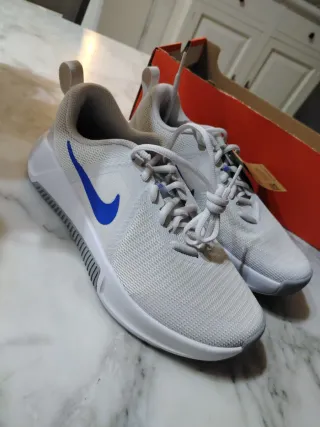 Scarpe Nike MC Trainer Bianche e Blu