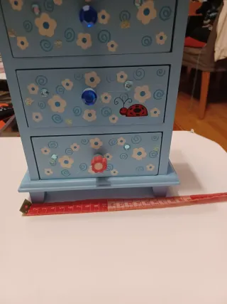 Joyero infantil azul con flores y mariquita