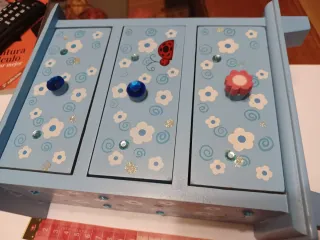 Joyero infantil azul con flores y mariquita